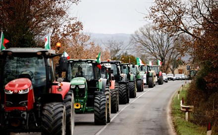 Confederação dos Agricultores critica 'iô-iô fiscal' nos combustíveis