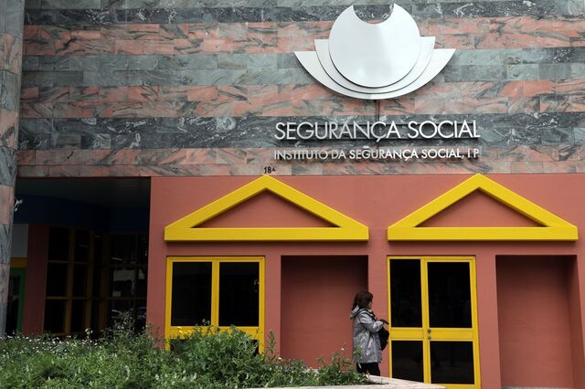 Excedente da Segurança Social cai 10,8% até março para 1.454 milhões