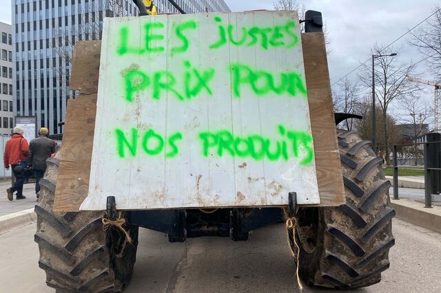 Agricultores italianos equacionam cancelar protestos e franceses dão 10 dias ao Governo para agir