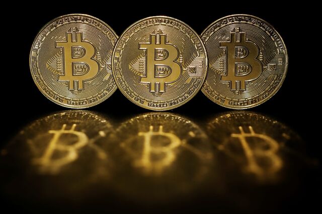 Otimismo com Trump leva bitcoin aos 80.000 dólares