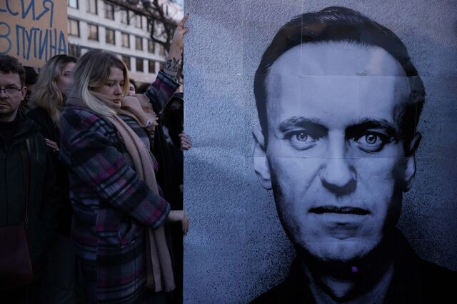 UE vai dar nome de Navalny ao regime de sanções sobre direitos humanos