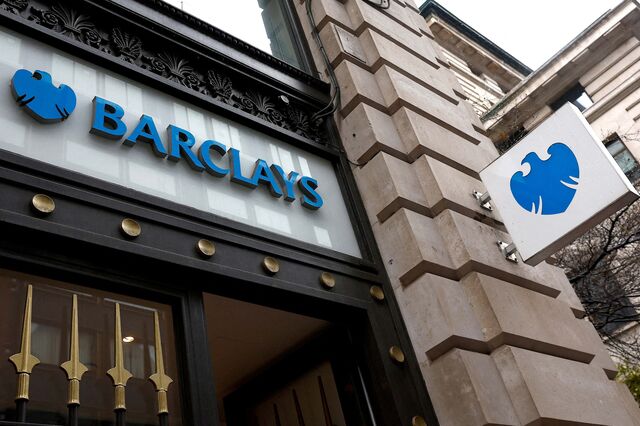 Novo plano estratégico do Barclays prevê redução de custos de 2 mil milhões até 2026