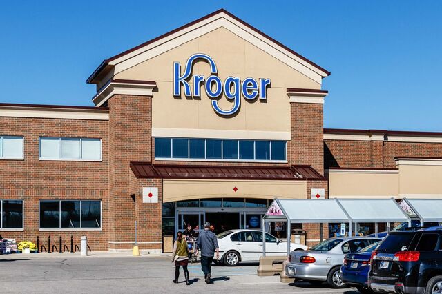Regulador americano avança com ação para travar maior fusão de supermercados da história dos EUA
