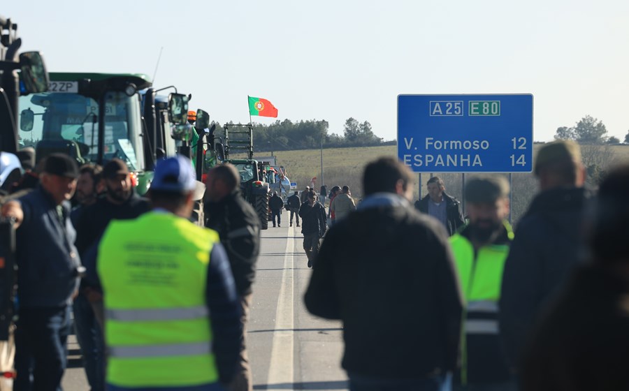 Os protestos da agricultura europeia chegaram esta quinta-feira a Portugal.
