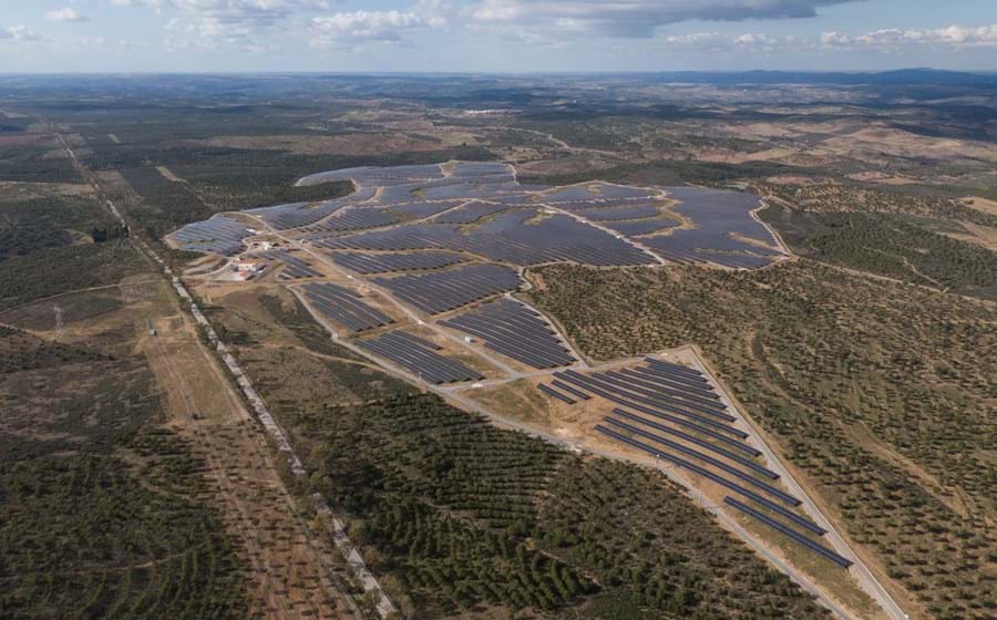 A central da Galp em Alcoutim tem mais de 252 mil painéis solares que se estendem por 250 hectares.
