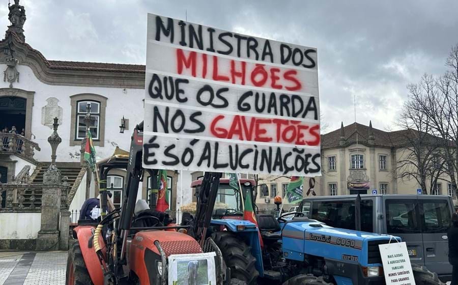 Protesto dos agricultores em Vila Real.