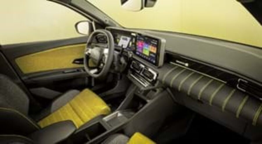 Renault 5.mp4
