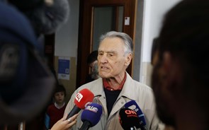 Cavaco Silva critica esquerda por aprovar eliminação de portagens 'regressiva'