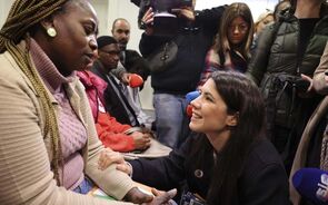 BE acusa direita de levantar medo sobre imigrição para que esta seja clandestina 