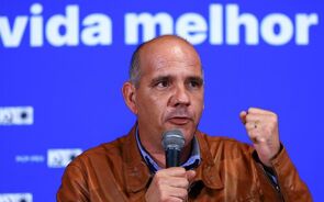 Paulo Raimundo nega 'linhas vermelhas' para acordo, mas não passa 'cheques em branco'
