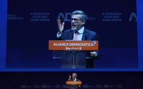 Moedas acusa PS de 'ter medo da democracia' e diz que só Montenegro 'foi adulto na sala'