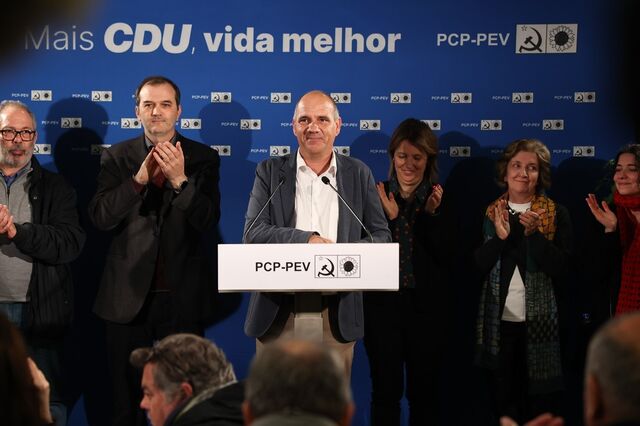 Audição de Costa pelo MP abre 'um caminho de clarificação da situação', diz PCP