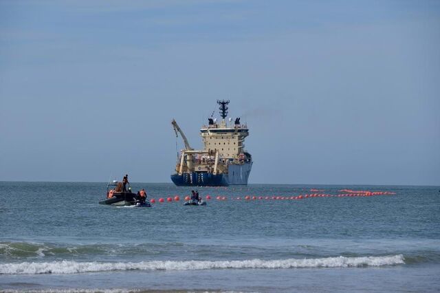 'O maior sistema de cabos submarinos do mundo' já amarrou em Carcavelos
