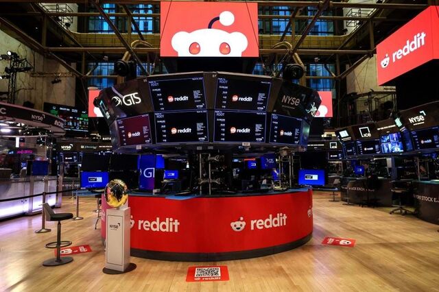 Reddit dispara 38% nas primeiras negociações na bolsa de Nova Iorque