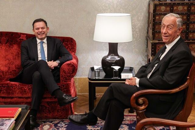 Montenegro já chegou a Belém para apresentar lista de ministros a Marcelo