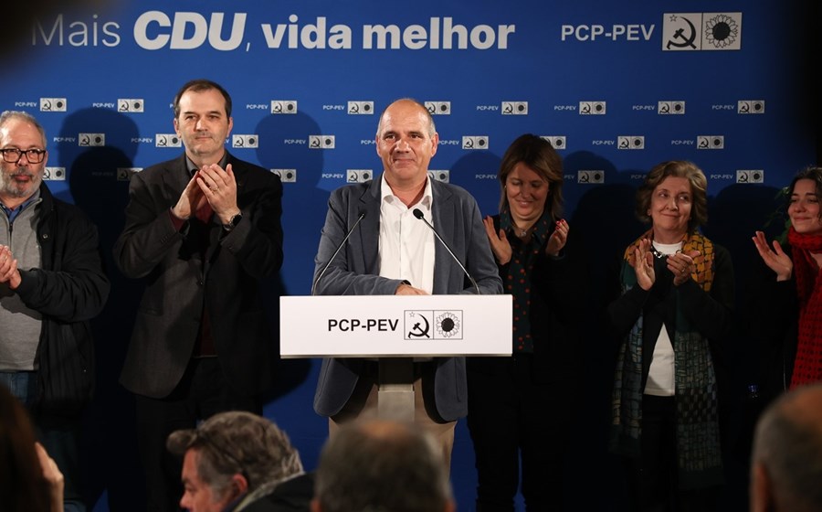 O líder comunista, Paulo Raimundo, foi um dos três eleitos da CDU.