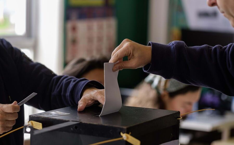 urnas, voto, votação, legislativas março 2024