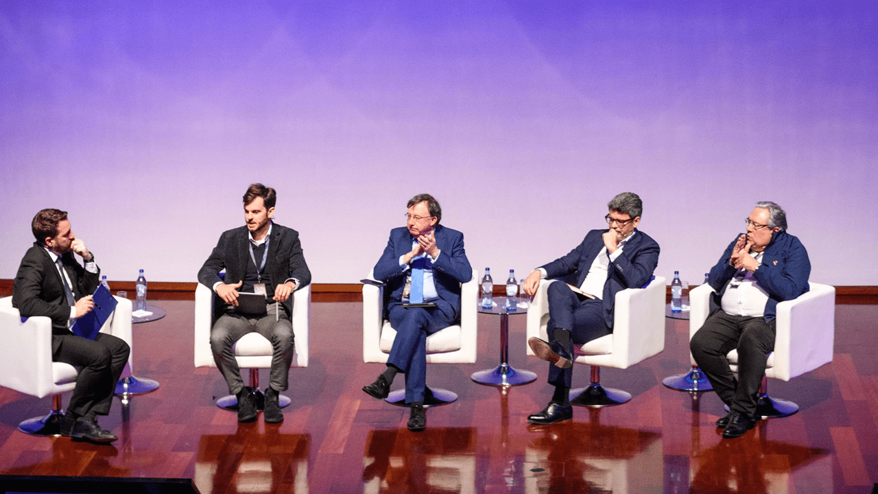 Stefano Fissolo, responsável por renováveis na GLP Europe, Eamon Judge, ex-diretor-executivo da Eli Lilly, Luís Delgado, membro do conselho de administração da Bondalti, e José Cardoso Botelho, CEO da Vanguard Properties.