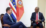 Primeiro-ministro chega a Cabo Verde para a primeira visita fora da Europa