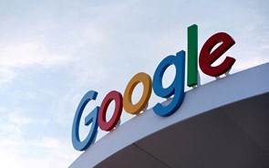 Google nega que pesquisas com IA venham a ser pagas