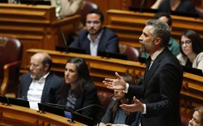 Pedro Nuno critica 'falta de diálogo' do Governo