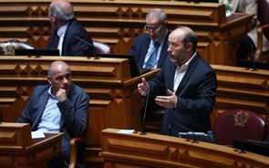 Tavares critica falta de diálogo, Montenegro 'regista disponibilidade' do Livre