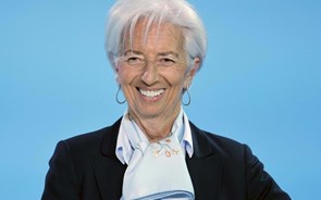 Lagarde insiste que BCE quer esperar por novas projeções de junho