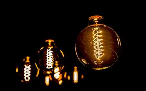 luz, eletricidade