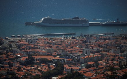 Cruzeiros em alta no Funchal vão gerar taxas de 1,2 milhões