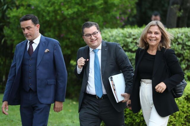 Governo injeta quase mil milhões no SNS para pagar dívidas a fornecedores