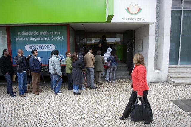 Cidadãos estrangeiros já podem pedir o número de Segurança Social por biometria