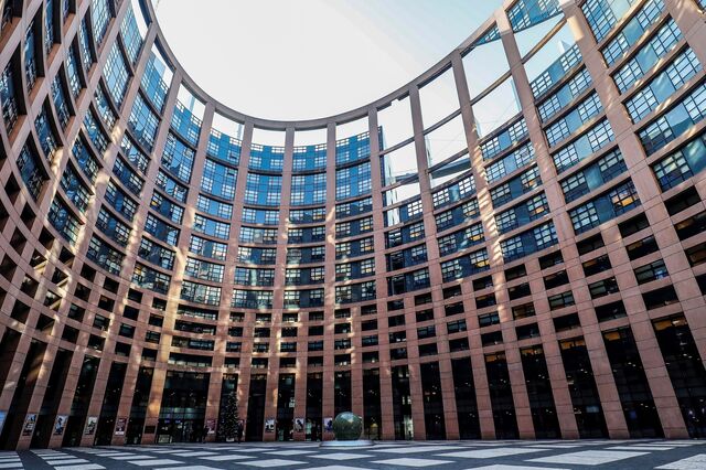 Eleições Europeias: partidos comprometem-se com o bom uso de inteligência artificial