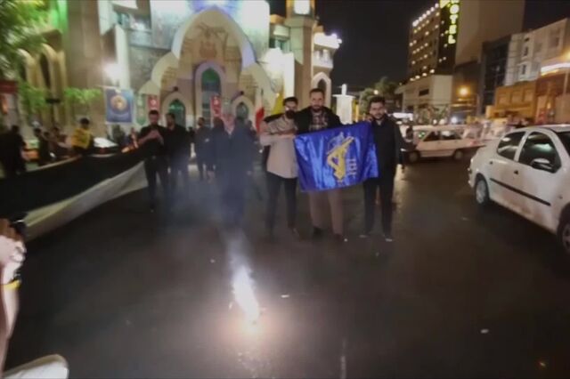 Iranianos festejam ataques a Israel