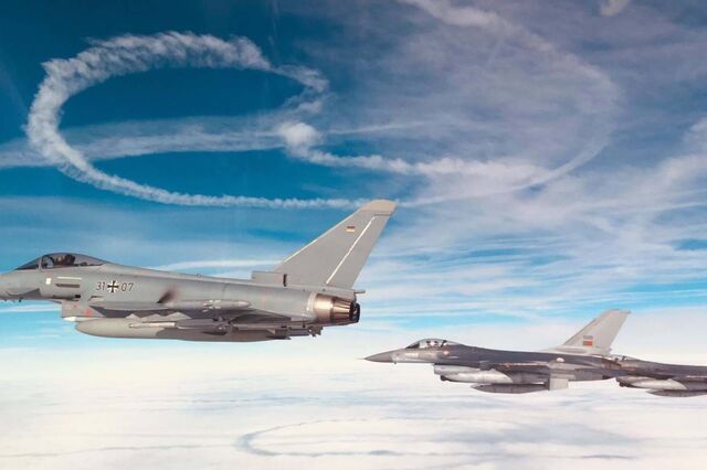 Força Aérea Portuguesa interceta dois aviões russos perto do espaço aéreo da NATO