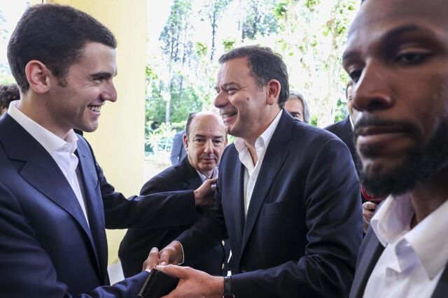 Bugalho lembra Cavaco, Durão, Moedas e Moreira da Silva e pede luta por 'sonho europeu'