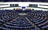 Eurodeputados pedem que Bruxelas explique tectos de despesa