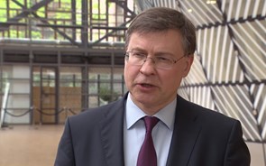 Vice-presidente da Comissão Europeia quer “clarificar planos” de ministro das Finanças