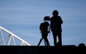 Cameraman jogo futebol