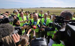 reforço pista aeroporto do Porto