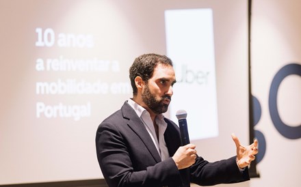 Uber Portugal anuncia novo serviço que permite partilhar viagens com desconhecidos