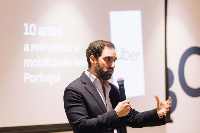 Uber Portugal anuncia novo serviço que permite partilhar viagens com desconhecidos