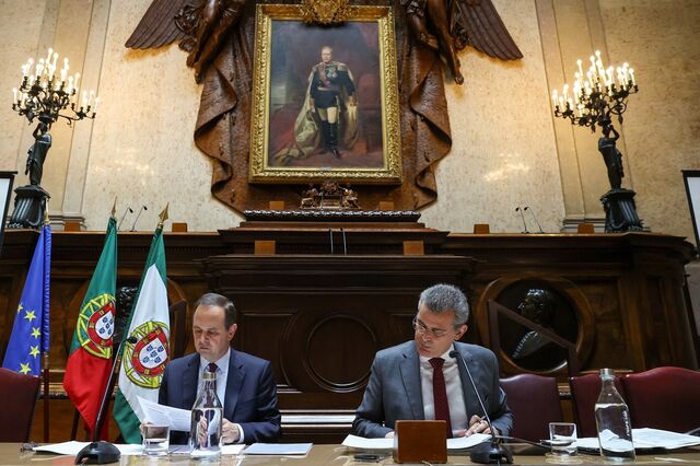 Três vezes negou truques. Medina contra-ataca UTAO e deputados