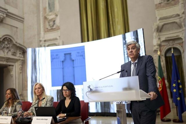 Centeno: 'Obviamente falei com o ministro das Finanças' sobre prejuízos