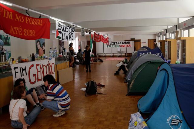 Quando os universitários saem à rua 