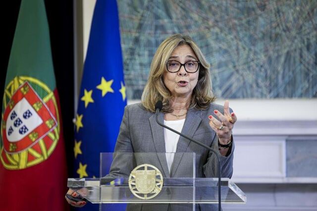 Ministra da Saúde sofreu acidente rodoviário mas estado não inspira cuidados