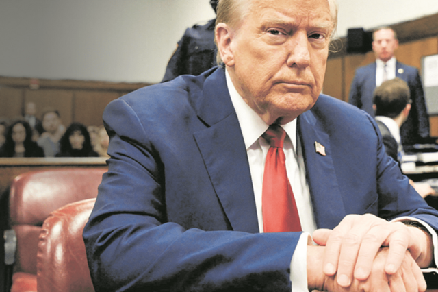 Trump culpado de todas as acusações no caso de suborno a atriz porno