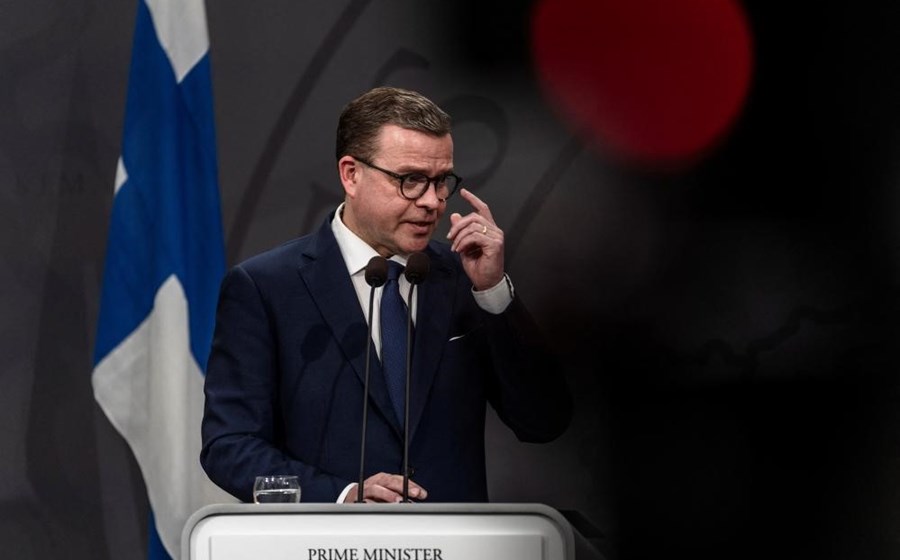 O primeiro-ministro finlandês, Petteri Orpo, quer levar a cabo uma reforma na legislação laboral.