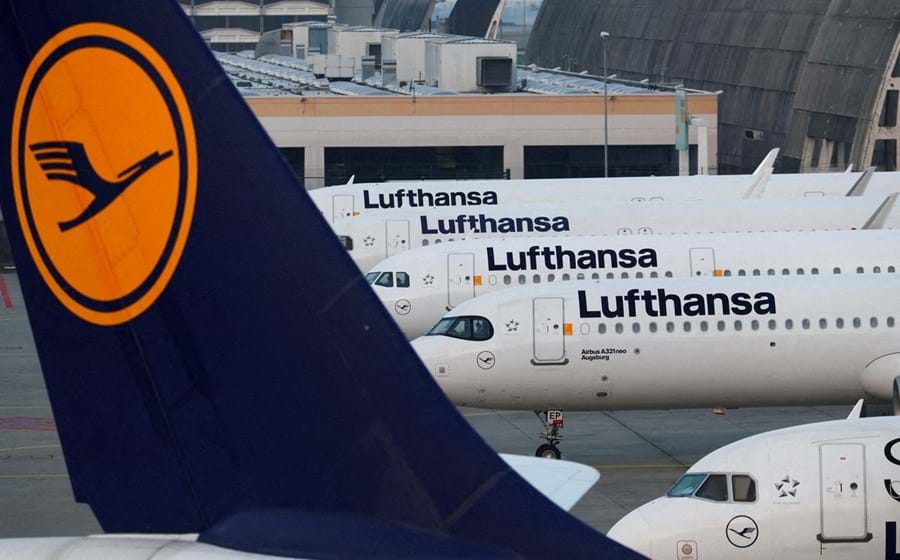A Lufthansa agravou as perdas para 734 milhões de euros.