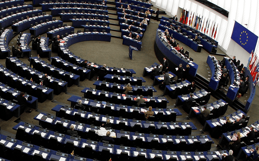 Direitas radicais deverão reforçar presença no novo Parlamento Europeu.