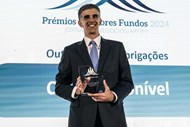 Luís Neto, da Caixa Gestão de Ativos, recebe o prémio de Outros Fundos de Obrigações.